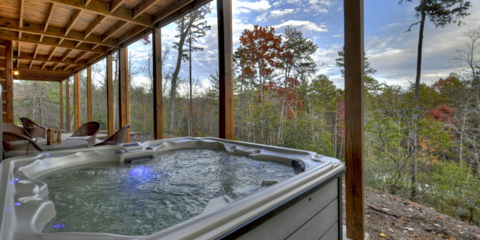 georgia-a-starry-night-cabin-exterior-9