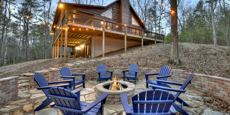 Mineral Bluff - Smores Cabin - Exterior