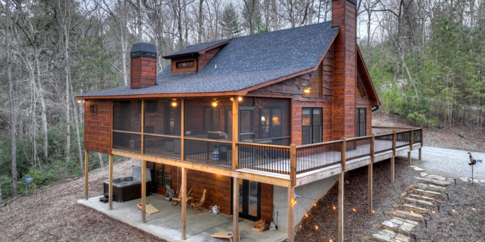 default Mineral Bluff - Smores Cabin - Exterior