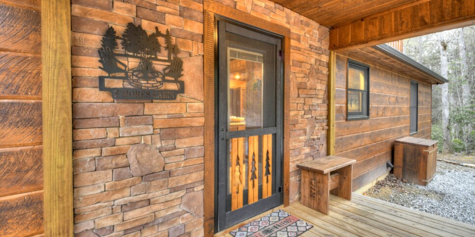 Mineral Bluff - Smores Cabin - Exterior