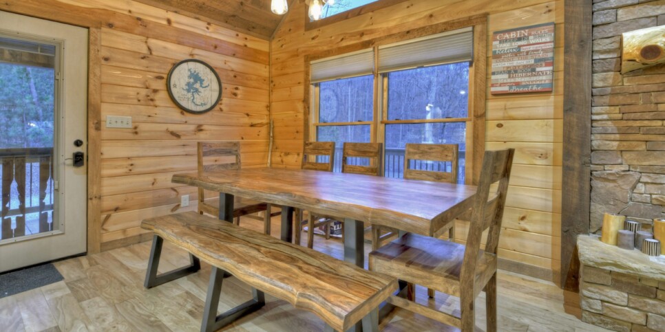 Mineral Bluff - Smores Cabin - Kitchen