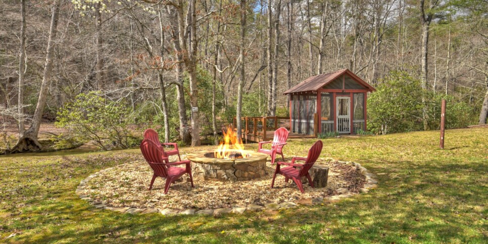 Morganton Cabin - Knotty Creek Retreat - Exterior