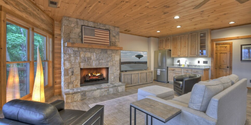 Morganton Cabin - Honey Hill - Rec Room