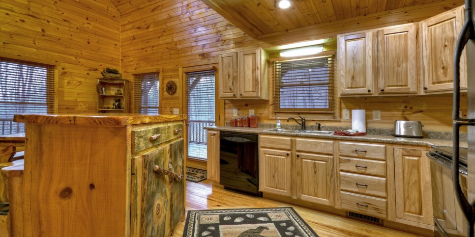 Morganton - Cardinal's Crossing - Kitchen