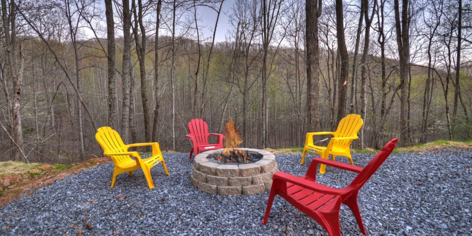 Morganton - Cardinal's Crossing - Exterior