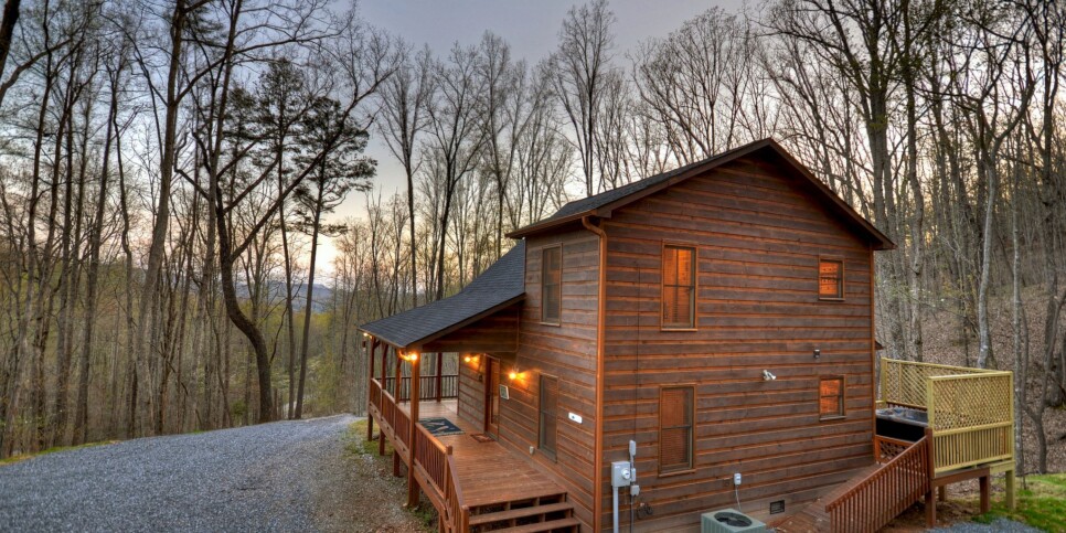 Morganton - Cardinal's Crossing - Exterior