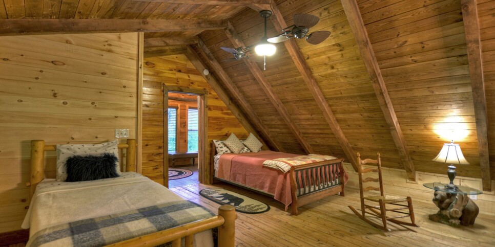 morganton-knotty-creek-retreat-bedroom-1