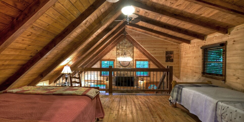 morganton-knotty-creek-retreat-bedroom-2