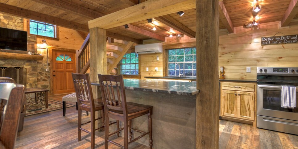 morganton-knotty-creek-retreat-kitchen-1