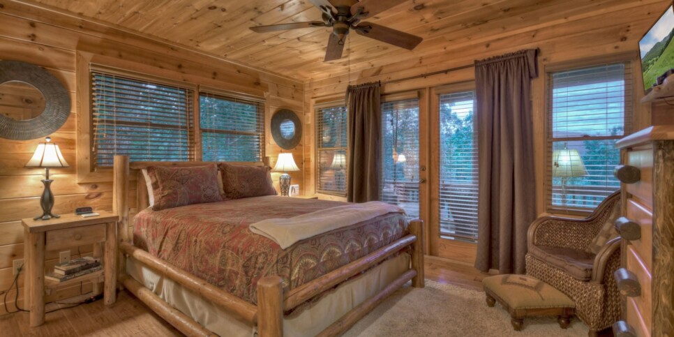 Blue Ridge - Pursuit of Happiness - Bedroom