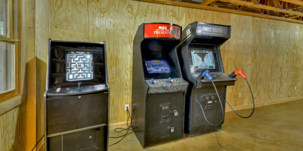 Blue Ridge Cabin - Sweet Seclusion - RecRoom