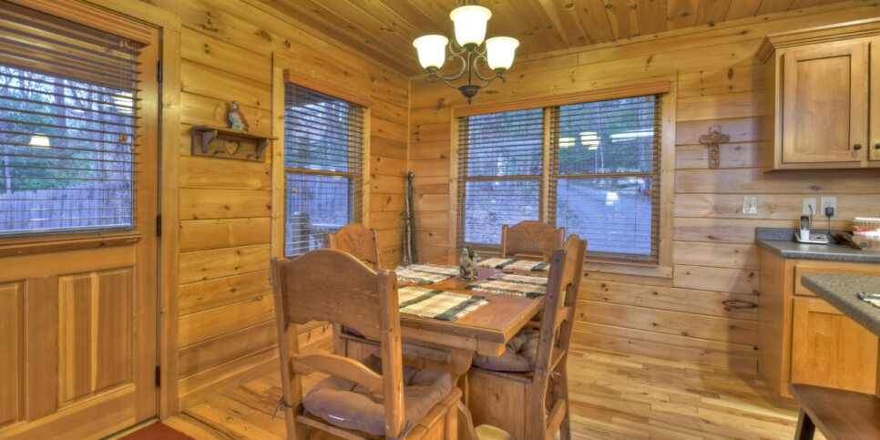 Blue Ridge Cabin - Sweet Seclusion - Kitchen