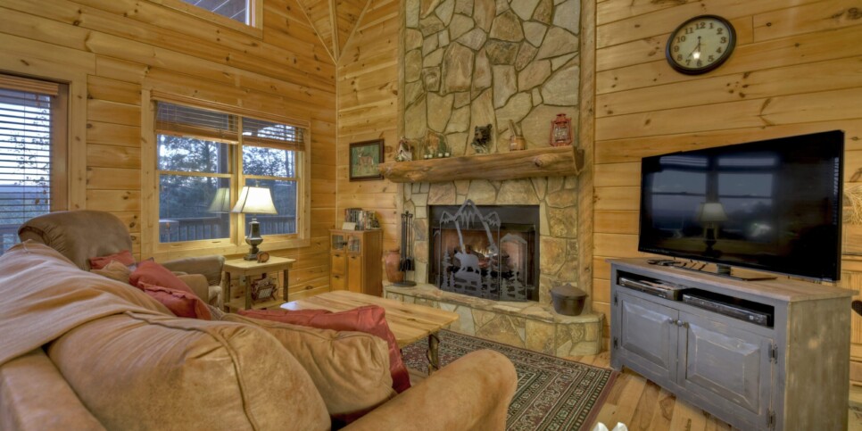 Blue Ridge Cabin - Sweet Seclusion - Living Room