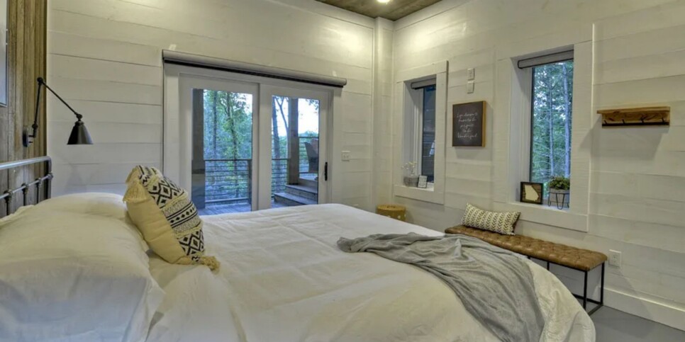 Blue Ridge - River Bend - Bedroom Temp