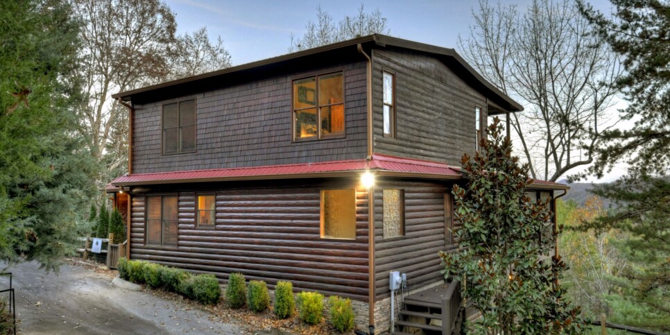 Blue Ridge - Bar 5 Cabin - Exterior