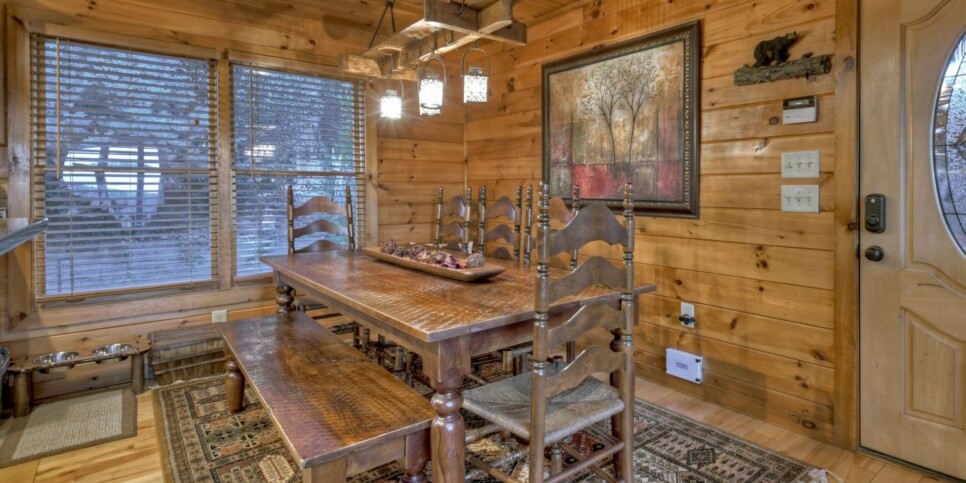 Blue Ridge - Bar 5 Cabin - Kitchen