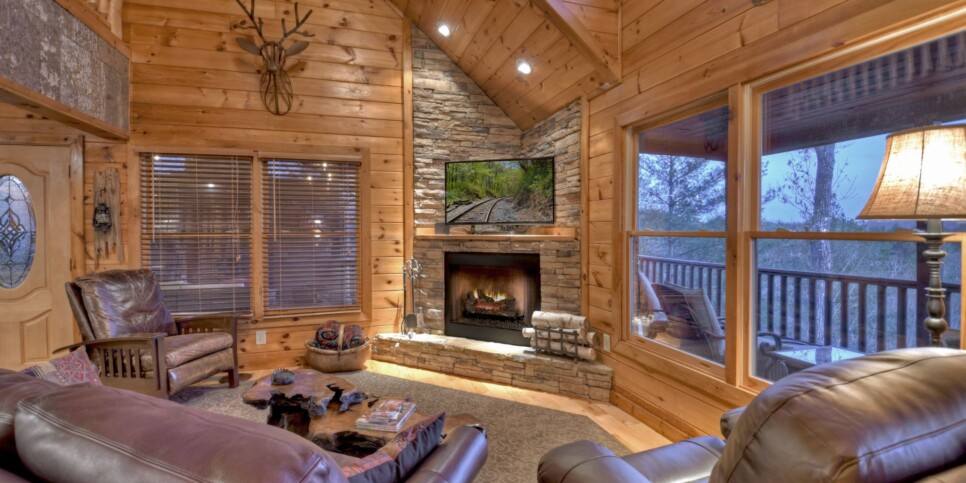 Blue Ridge - Bar 5 Cabin - Living Room