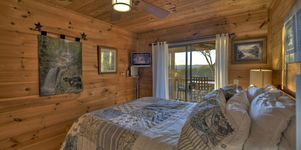 blue ridge overlook oasis bedroom