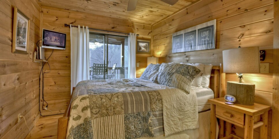 blue ridge overlook oasis bedroom