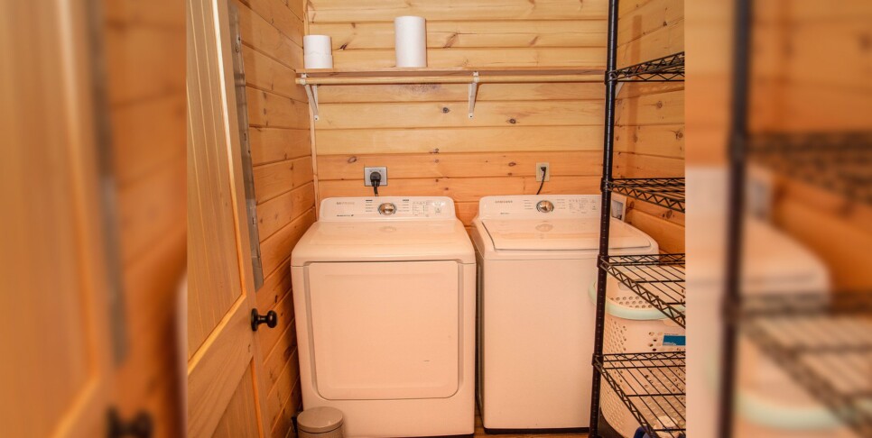 Blue Ridge - Adore the Smores - Utility Room
