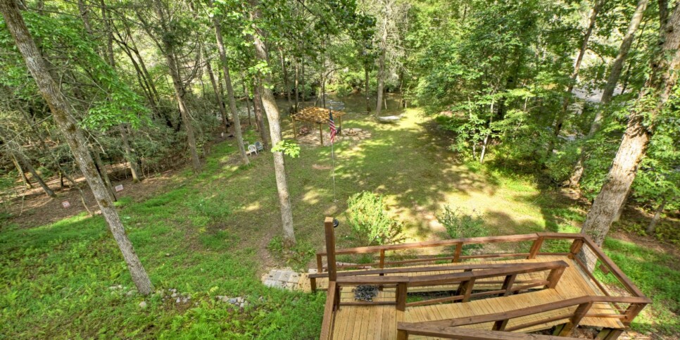 blue-ridge-cabin-rentals-the-waters-edge-exterior