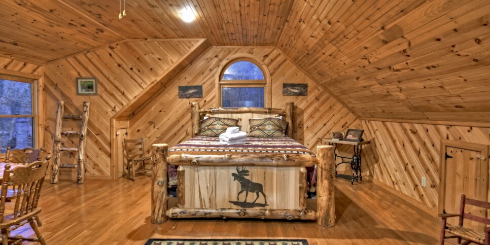 blue-ridge-the-waters-edge-bedroom-1