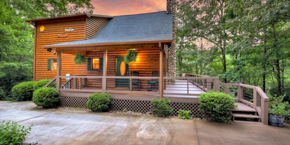 Blue Ridge - The Overlook on Fightingtown - Exterior