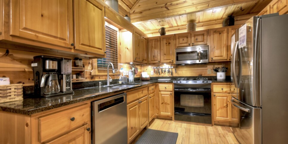 Blue Ridge - The Overlook on Fightingtown - Kitchen