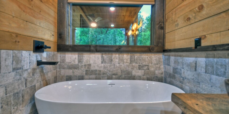 Blue Ridge - Your Happy Place - Bathroom