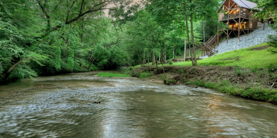 Blue Ridge - Your Happy Place - Exterior