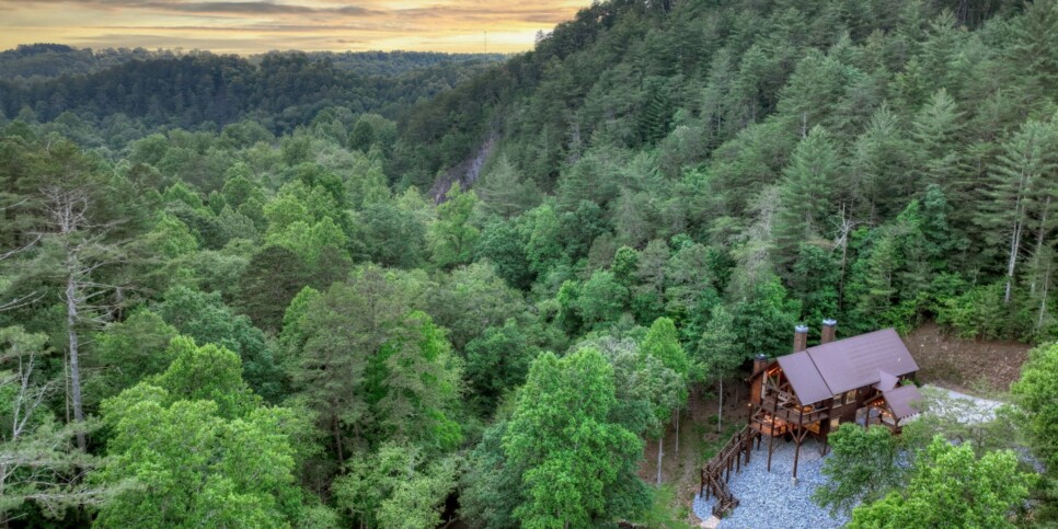 Blue Ridge - Your Happy Place - Exterior