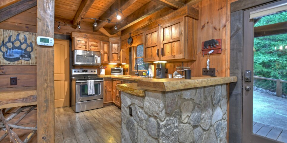 Blue Ridge - Your Happy Place - Kitchen