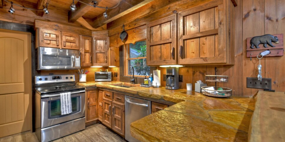 Blue Ridge - Your Happy Place - Kitchen