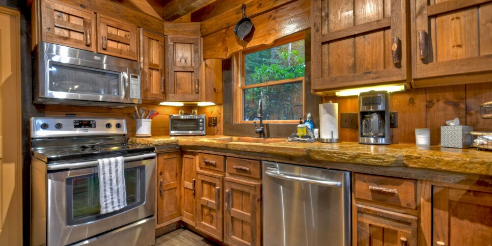 Blue Ridge - Your Happy Place - Kitchen