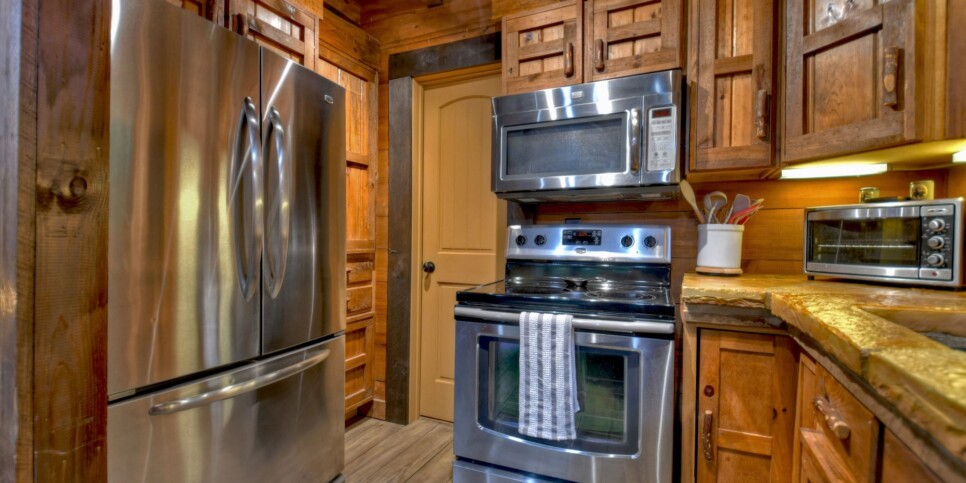 Blue Ridge - Your Happy Place - Kitchen