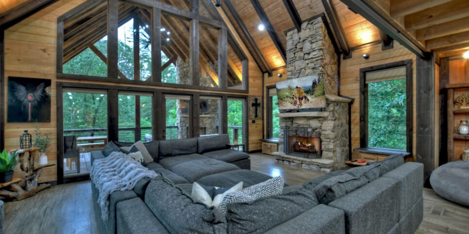 Blue Ridge - Your Happy Place - Living Room