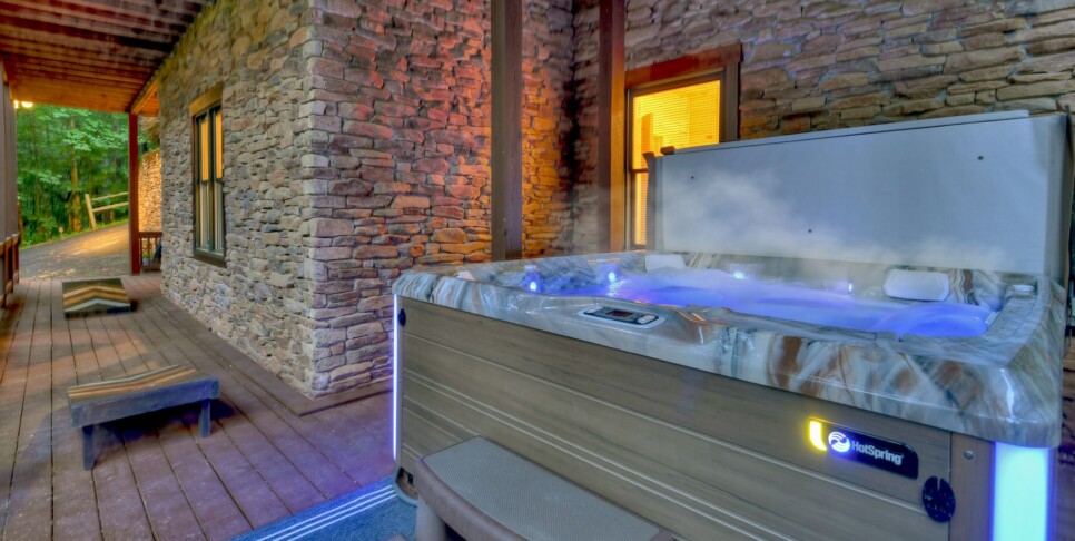 Blue Ridge Cabin - Blueberry Hill - Exterior