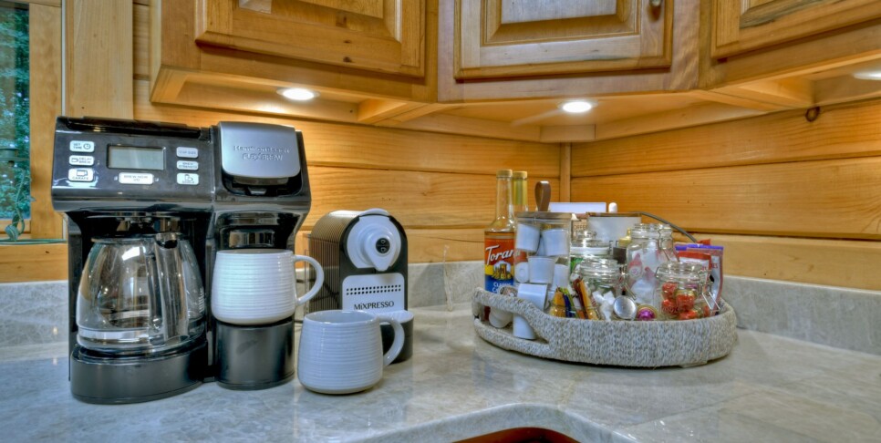 Blue Ridge Cabin - Blueberry Hill - Kitchen