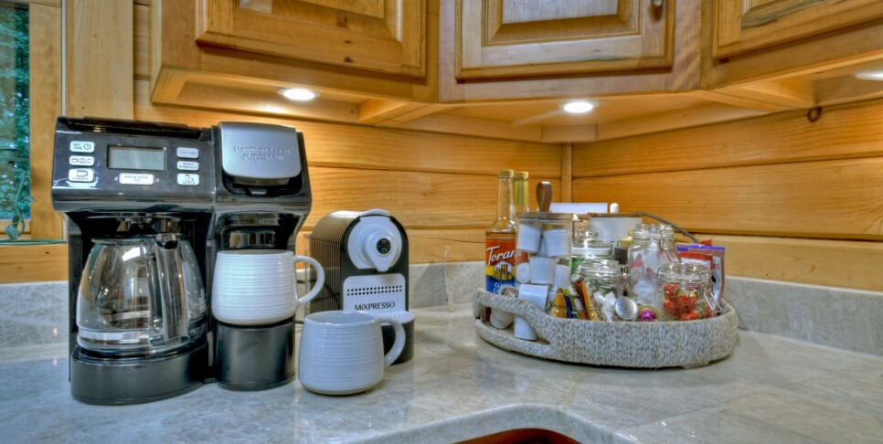 Blue Ridge Cabin - Blueberry Hill - Kitchen