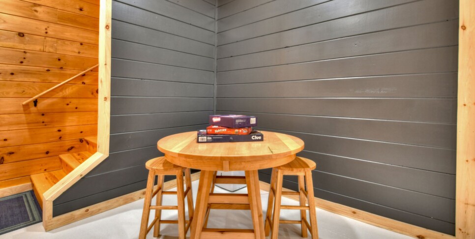 Blue Ridge Cabin - Blueberry Hill - Rec Room