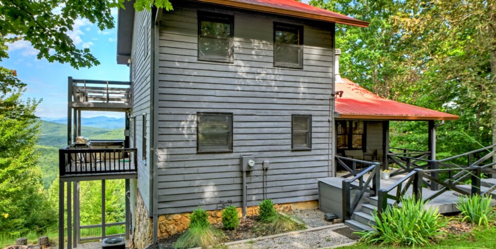 blue-ridge-cabin-rentals-eagles-view-ridge-exterior