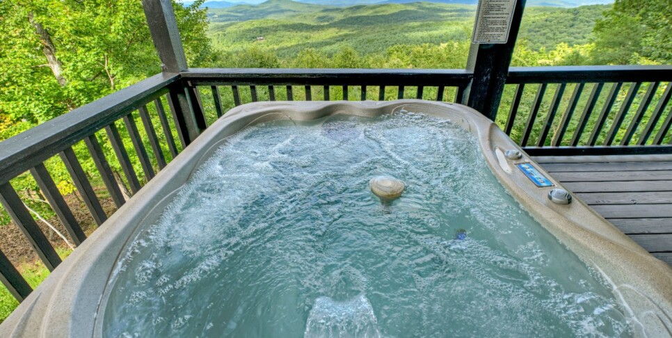 blue-ridge-cabin-rentals-eagles-view-ridge-exterior