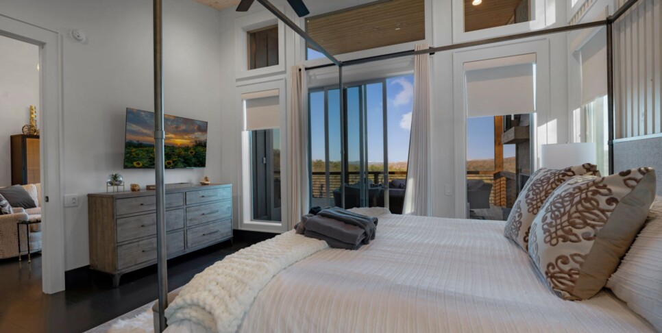 Blue Ridge - Quiet Time - Bedroom