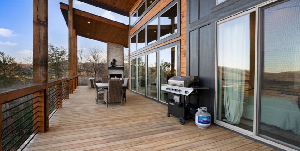 Blue Ridge - Quiet Time - Exterior