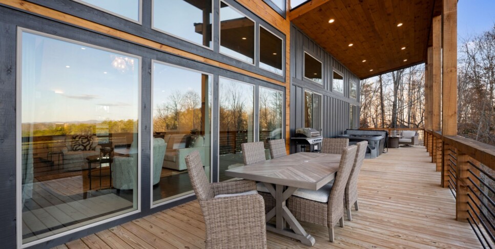 Blue Ridge - Quiet Time - Exterior