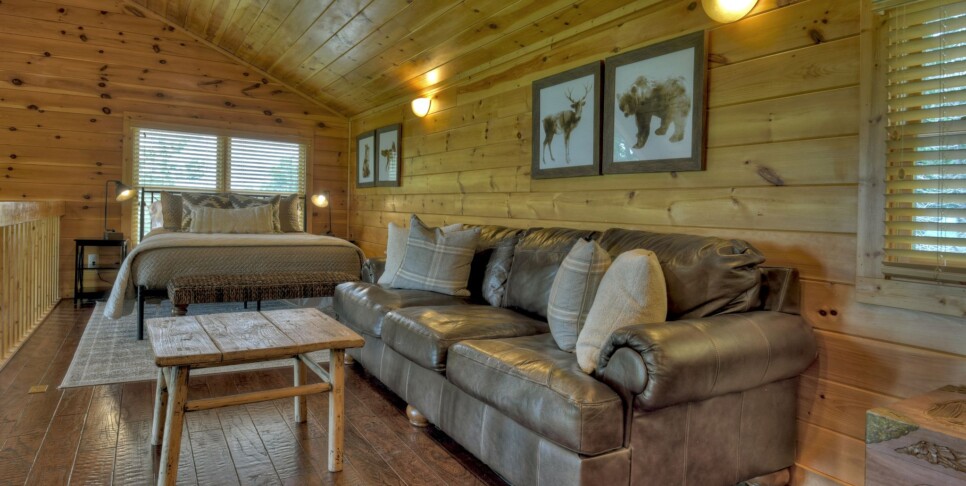 Blue Ridge - Sunrise Vista Lodge - Bedroom