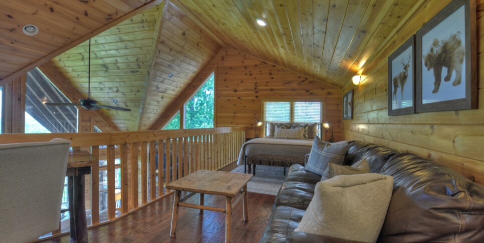 Blue Ridge - Sunrise Vista Lodge - Bedroom