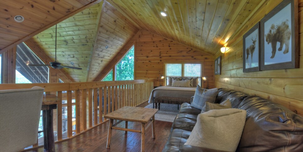 Blue Ridge - Sunrise Vista Lodge - Bedroom