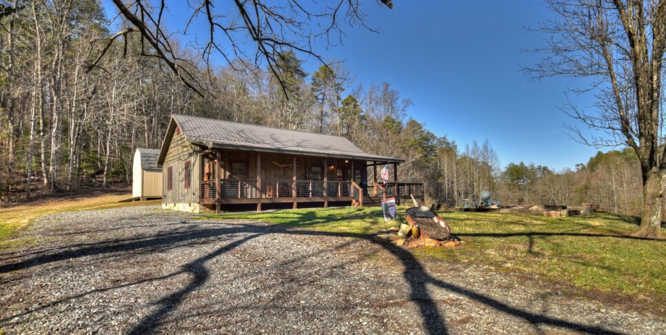 Blue Ridge - Carters Cozy Cabin - Exterior