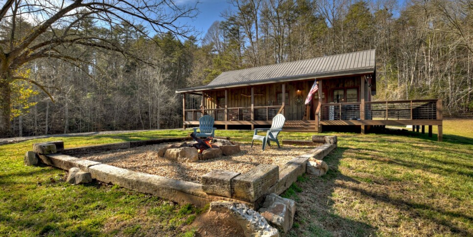 Blue Ridge - Carters Cozy Cabin - Exterior
